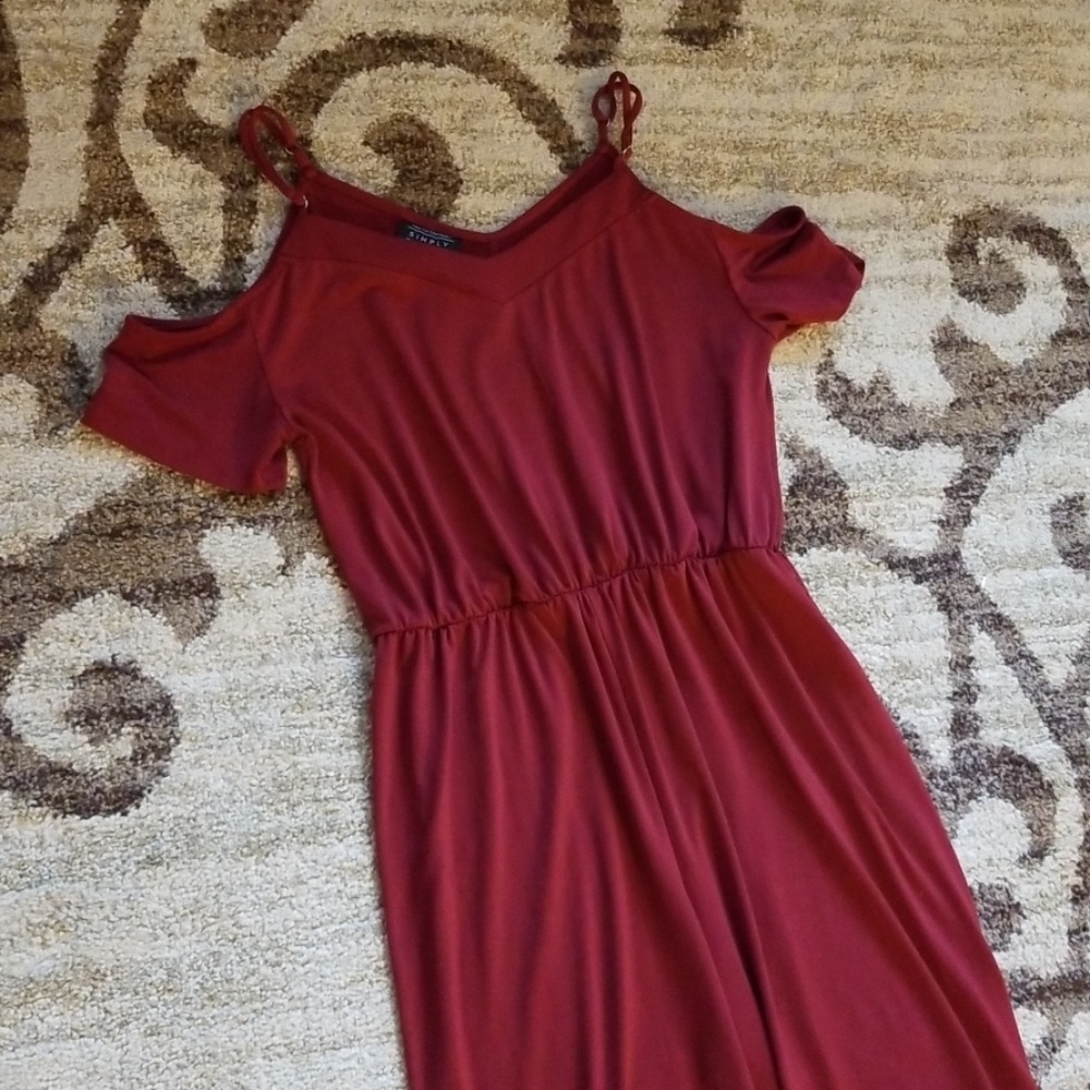 ✨5 for $25✨ Burgundy Romper
